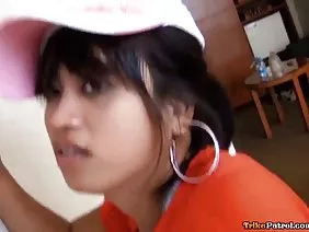 这个男孩舔阴部和肛门他妈的女士