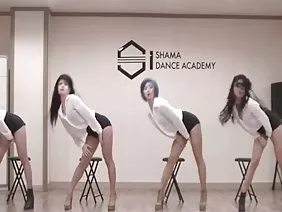 婊子他妈的性爱机器，她很高兴写