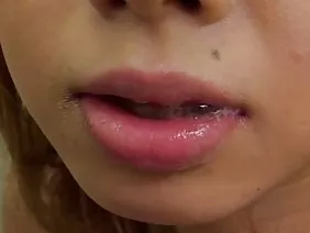 儿子性交妈妈并在相机上记录了一切