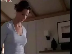 Deerskaya纹身的婊子得到一个硬公鸡