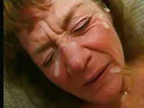 通过录制与她的自制性爱乱搞红发小鸡