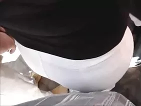 年轻的家伙在她的阴户乱搞一个意志坚强的女士