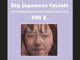 在街上舔和性交狂热的婊子