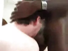 大屁股的光荣荡妇性交在所有狭缝