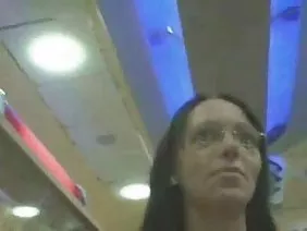 扯进美丽的婊子剃光的阴户