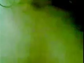 性交瘦弱的亚洲人让她失望了她的牙齿
