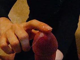 在坚固的立管上跳大屁股