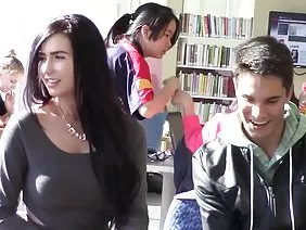 英国奶奶喜欢自欺欺人