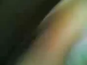 布鲁内特在她所有的洞里得到一个鸡巴