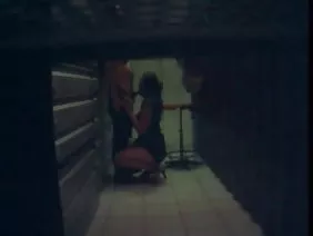 俄罗斯年轻人他妈的在艺术学校