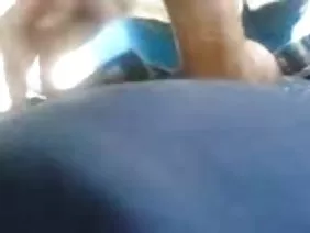 新娘向丈夫承认她是女同性恋者。