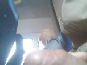 一个男人在楼梯上的香蕉荡妇卷