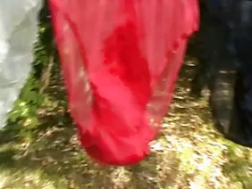三个巧克力乱搞所有洞中的一个人