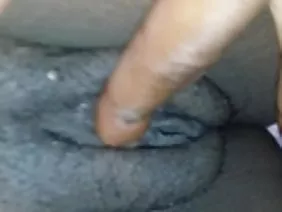 性感模特把阴部放在鸡巴上