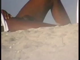 插入屁股和从更深的乳头