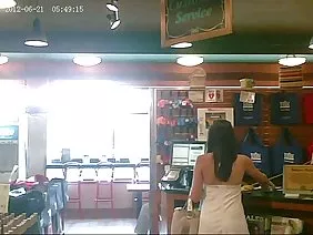 阿莱娜的处女猫在凸轮上闪耀