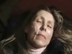 性交很棒的母狗并完成了
