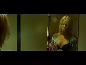 红头发的女孩来色情铸造