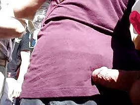 填充女友的年轻的猫与厚厚的精子
