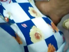 性感内衣的女朋友性交在她的阴部