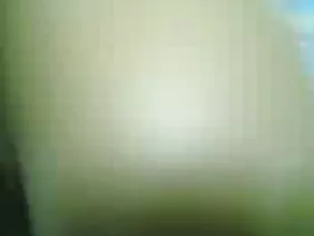 成年男子从他妈的年轻婊子