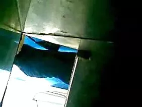 金发女郎吮吸她男朋友强大的屁股