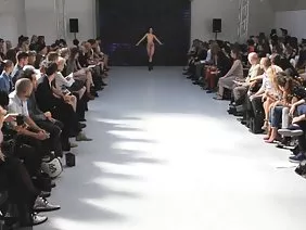 拍摄如何操一个性感女孩的视频