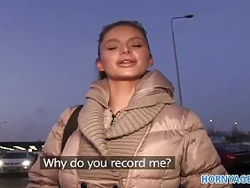 三个成熟的母狗都有美丽的性爱