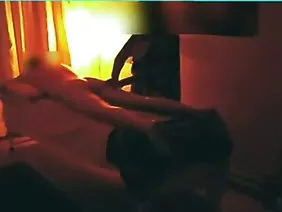 硬性交美女与大胸部在大街上