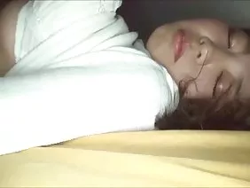 亚洲人乱搞湿阴道的白肤金发的母亲
