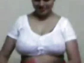 与一位辛辣的年轻女士的肛交