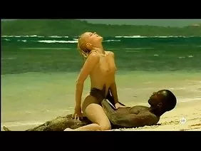 蓬松的婊子他妈的