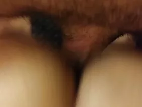 有美丽的身体的女朋友性交在肛交凉快的胡椒