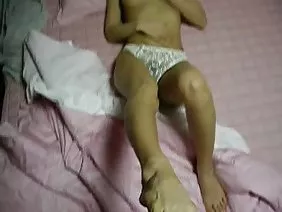 轻轻地他妈的肛门年轻的黑发