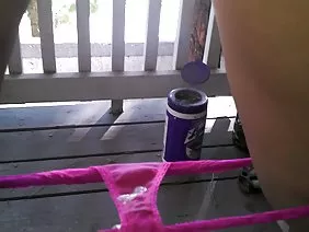 性交又两个穿着丝袜的俄罗斯女同性恋者