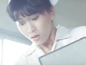 外星怪物乱搞两个年轻的动漫女性