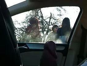 诱人的俄罗斯客户吸吮女按摩师