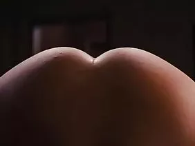 我通过舔阴唤醒了我心爱的女孩