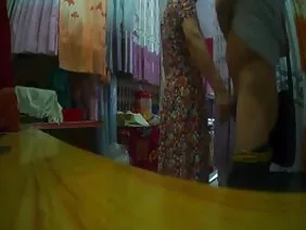 成熟阿姨strapon年轻女同性恋