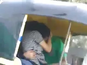 难以忍受的情人乱搞一个大鸡巴迷人的婊子