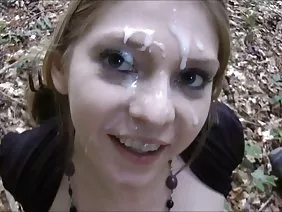 乱乱的卡通：妈妈抓住了那个猛拉pisyun的儿子，并决定他妈的