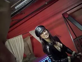 粉碎肛门切开亚历山德拉