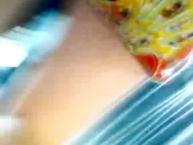 残酷的婊子填充阴部与鸡巴