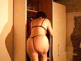 婊子从第一个人那里搞砸了