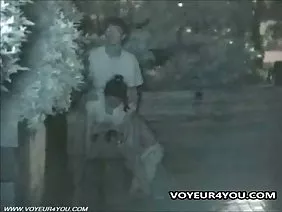 尼姑需要一个更硬的他妈的与一个拉丝的鸡巴
