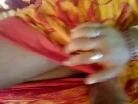捆绑起来，大致上了一个甜蜜的亚洲人