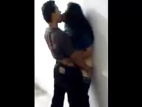 美丽的性别与溜冰者金发